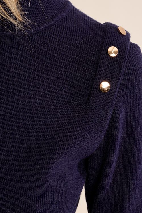 Thin sweater with high collar