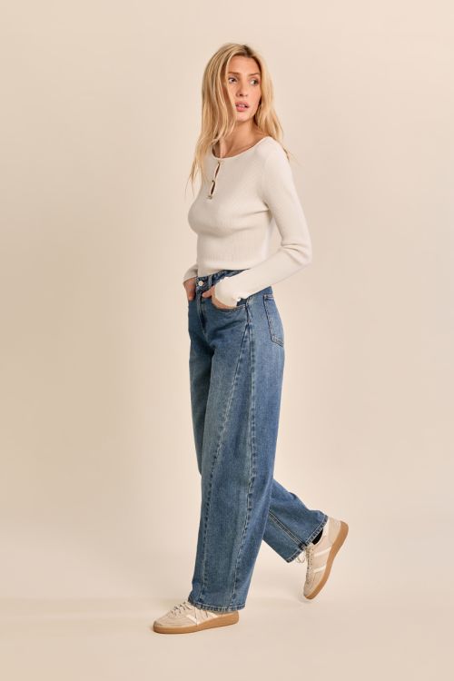 Fine ribbed sweater, fancy buttons
