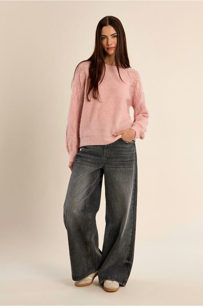 Pull en maille manches ajourées