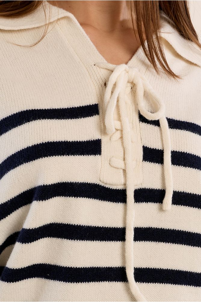 Pull rayé à nouer