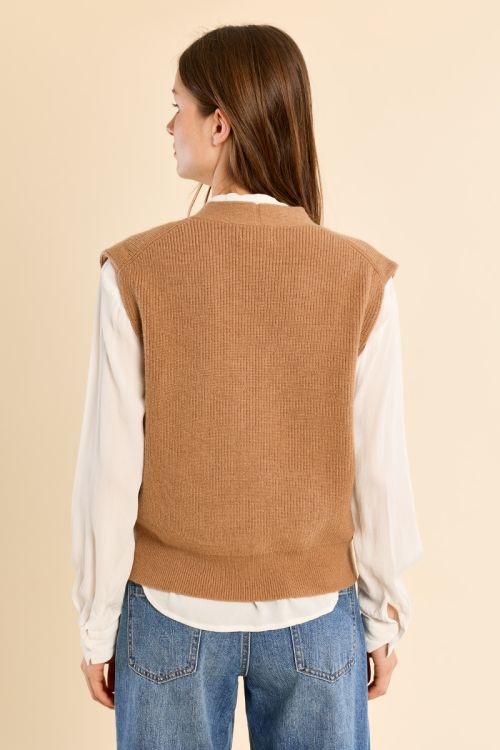 Knitted cardigan, sleeveless