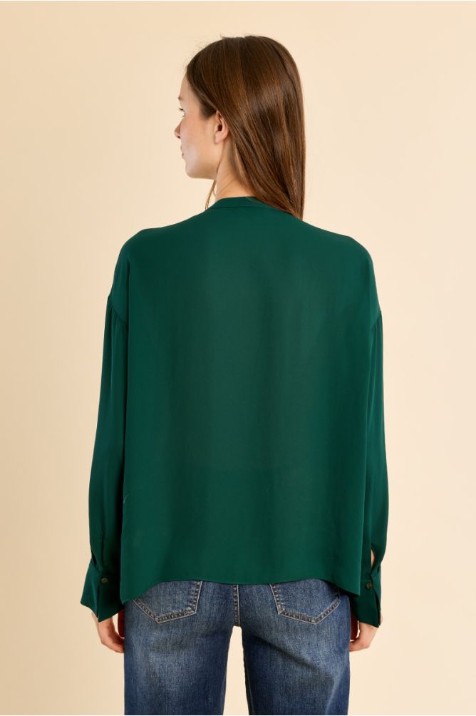 Blouse fluide col lavallière