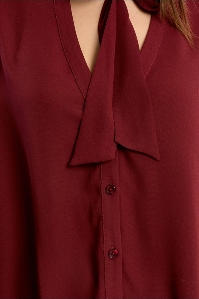 Blouse fluide col lavallière