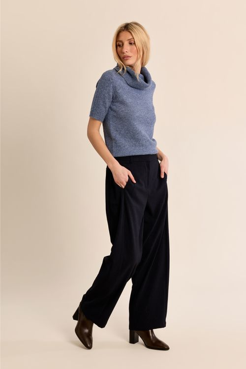 Short-sleeved sweater, cowl neck