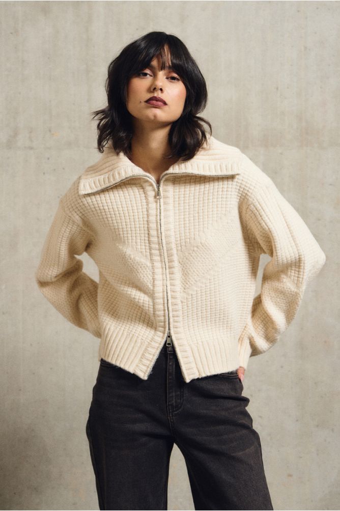 Knitted cardigan, double zipped
