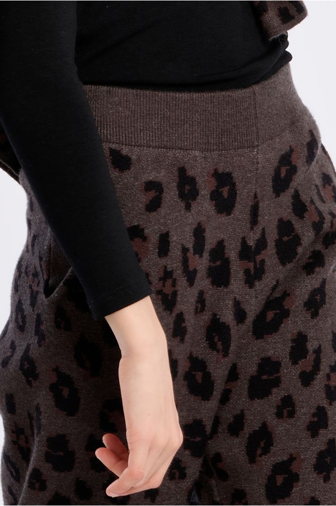 Pantalon en maille, imprimé animalier