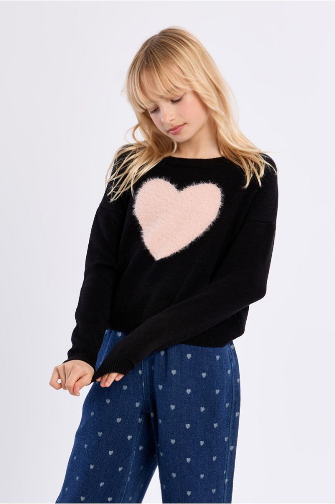Knitted sweater, heart pattern