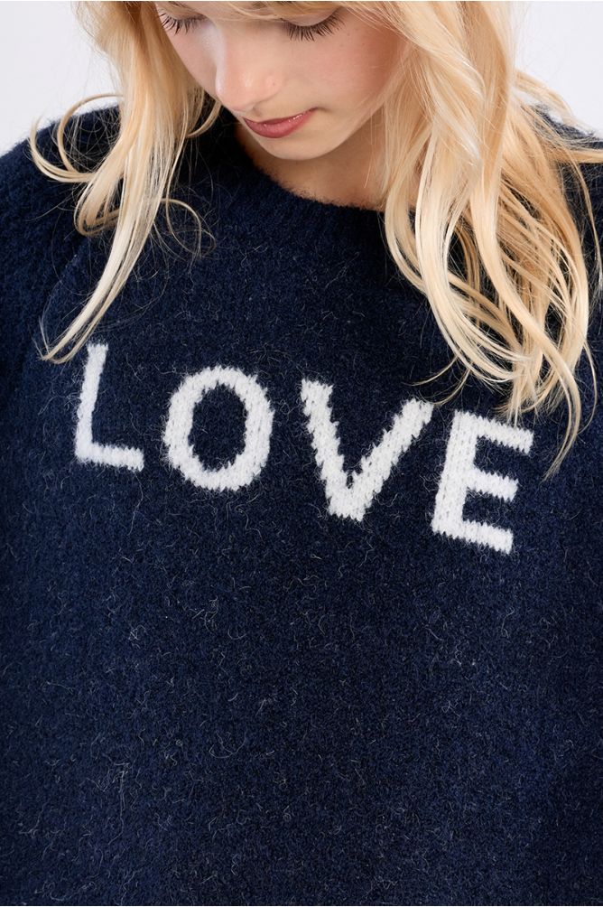 "Pull en maille ""Love"""