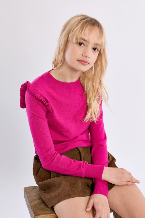Knitted sweater, ruffled shoulders