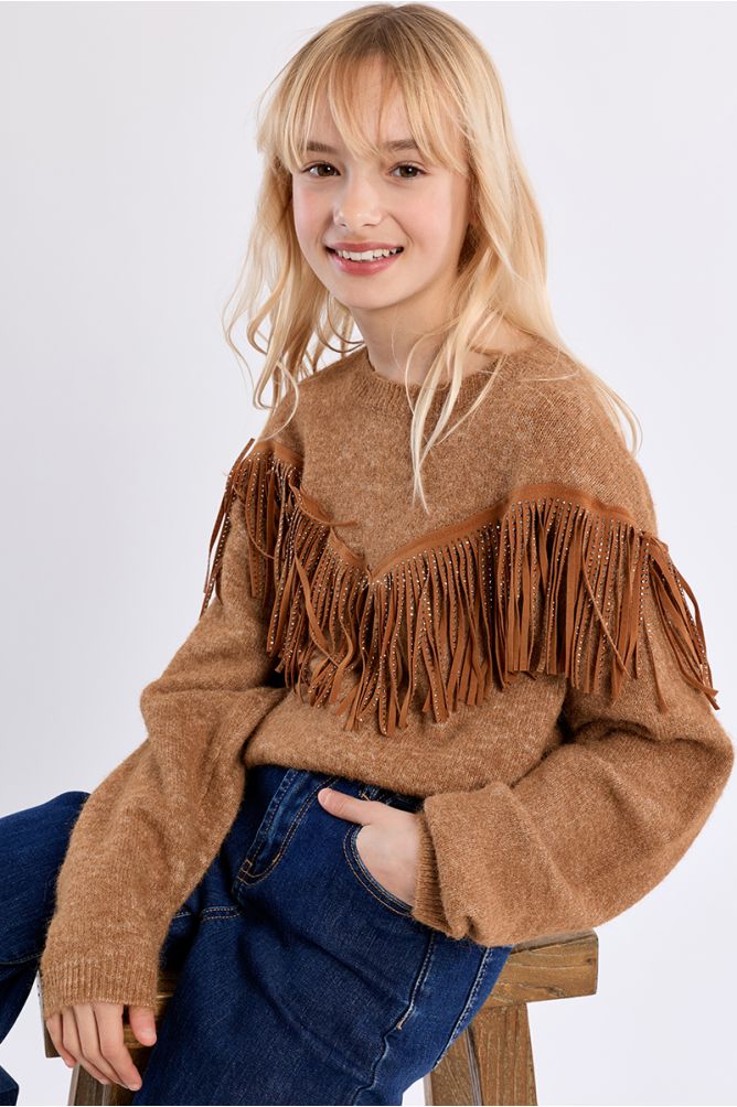 Pull en maille, détail franges