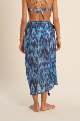 Long sarong in semi-transparency