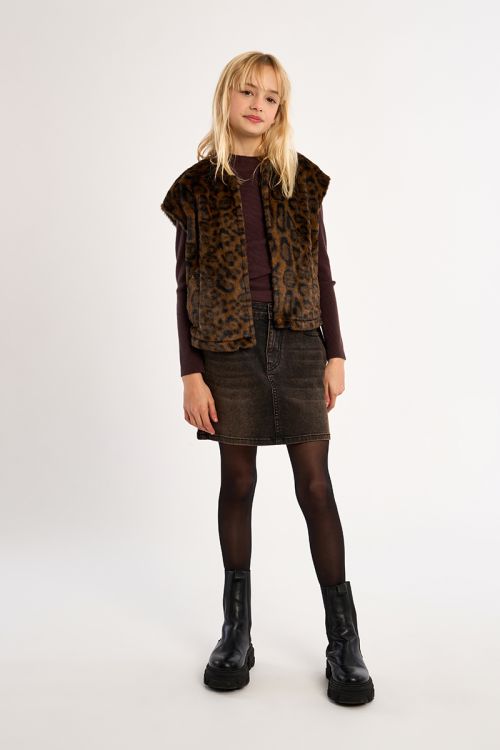 Sleeveless faux fur jacket