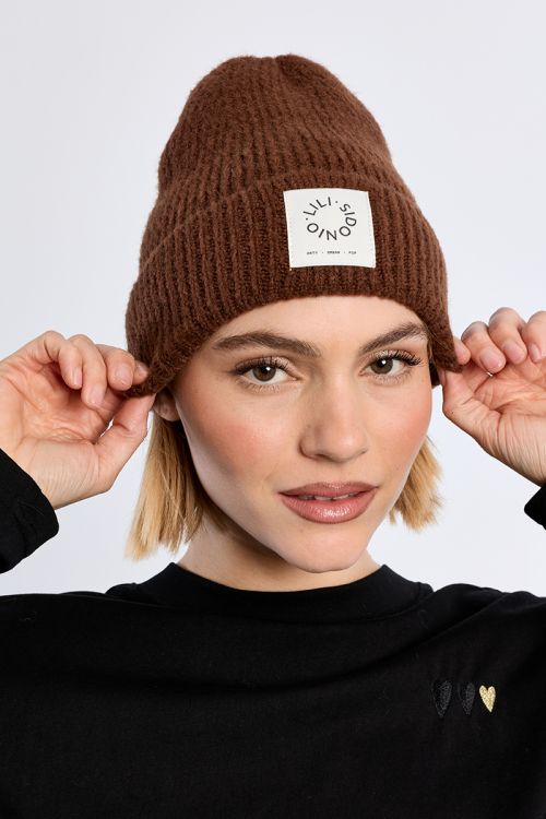 Knitted hat, Lili Sidonio logo