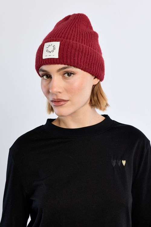 Knitted hat, Lili Sidonio logo
