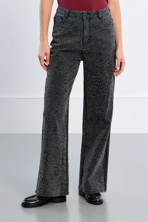 Straight rhinestone denim with leopard print