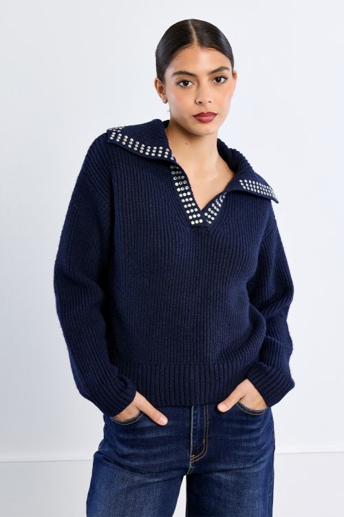 Pull en maille, col clouté