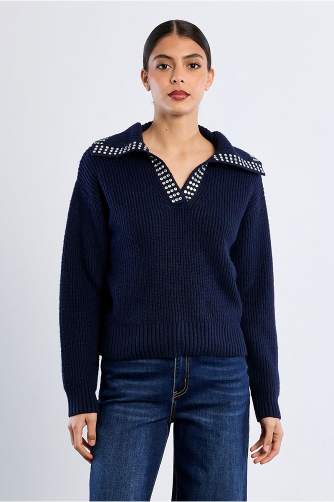 Pull en maille, col clouté