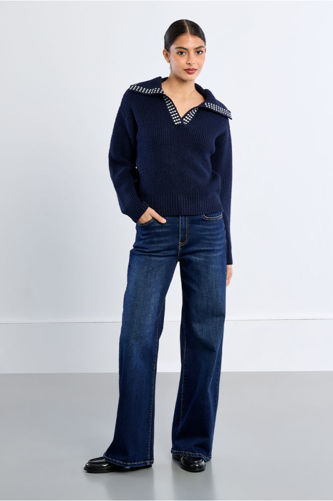 Knitted sweater, studded collar