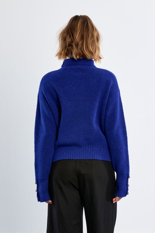 Knitted sweater, turtleneck