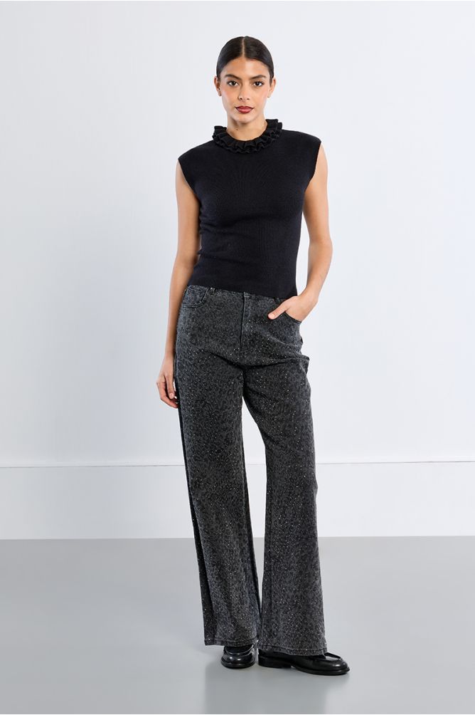 Short-sleeved knitted sweater, Victorian collar