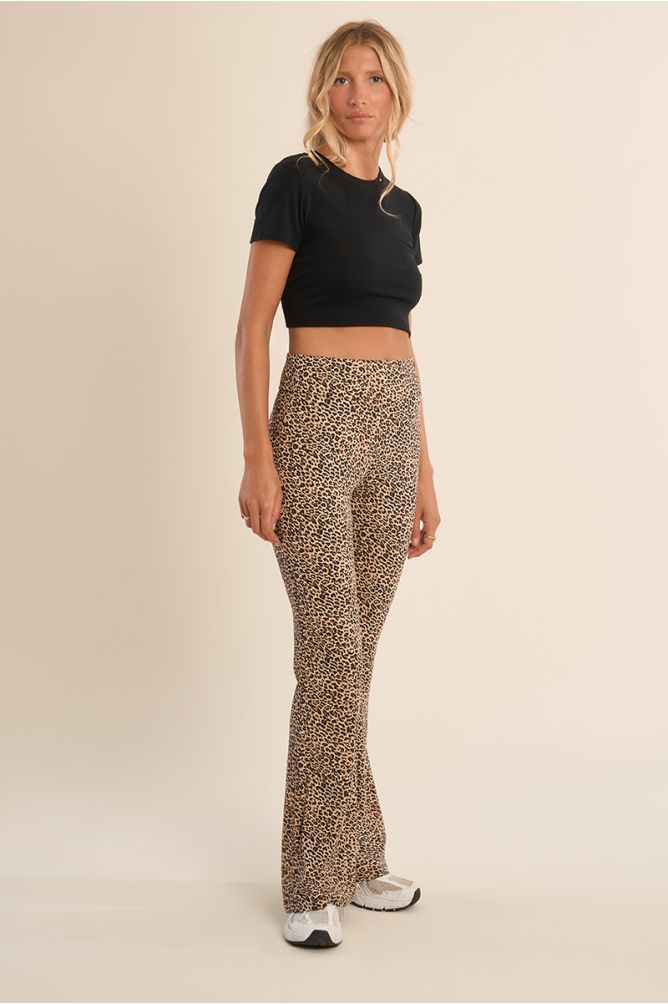 Leggins de mujer acampanados, tiro alto.