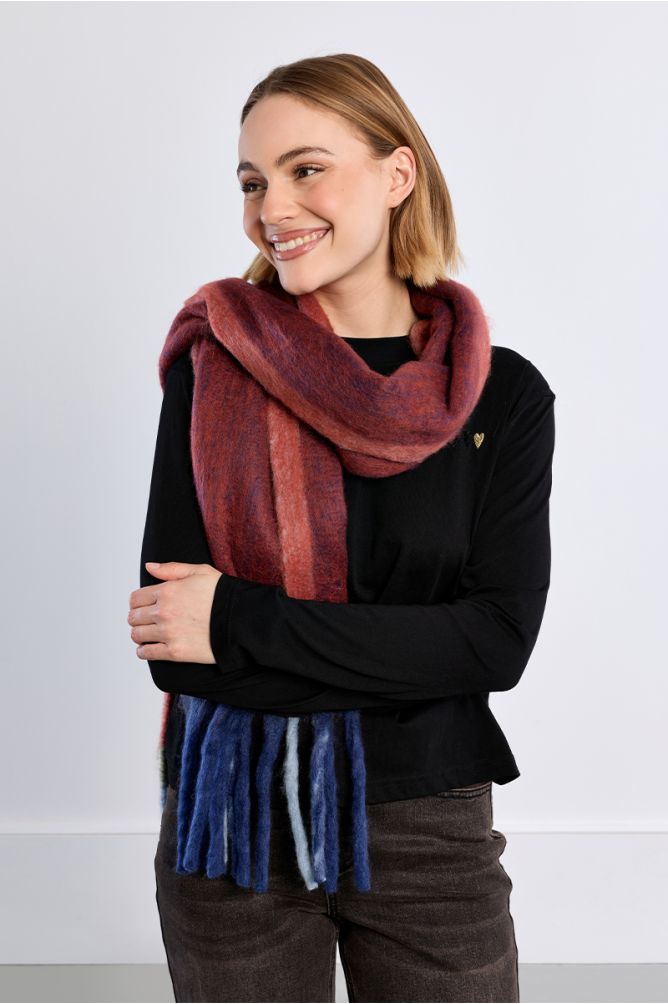 Bufanda multicolor con flecos