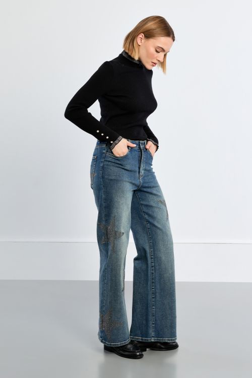 Pantalón vaquero estampado estrellas