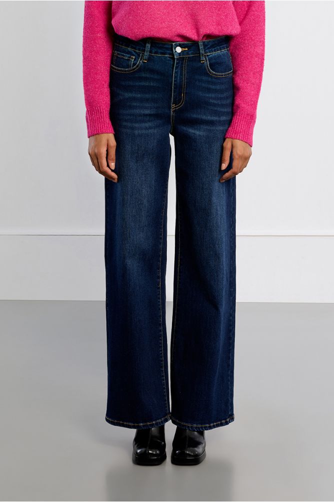 Pantalón vaquero perneras rectas
