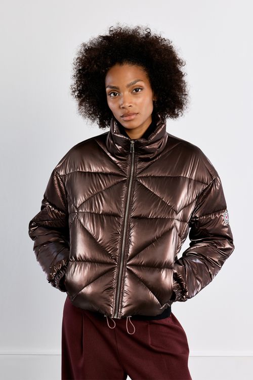 Chaqueta de manga larga en tejido brillante
