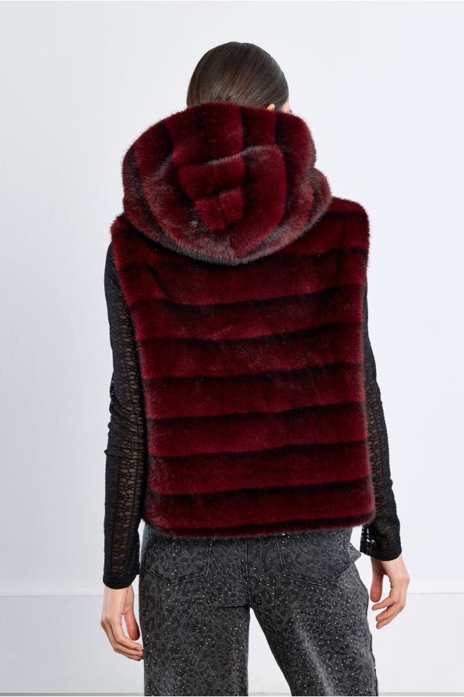 Veste sans manches, imitation fourrure
