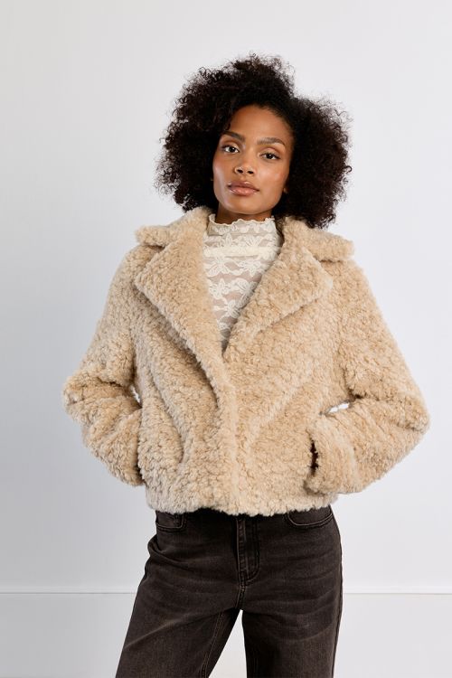 Veste droite, moutonnée