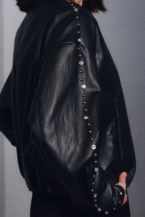 Veste oversize en similicuir, cloutée