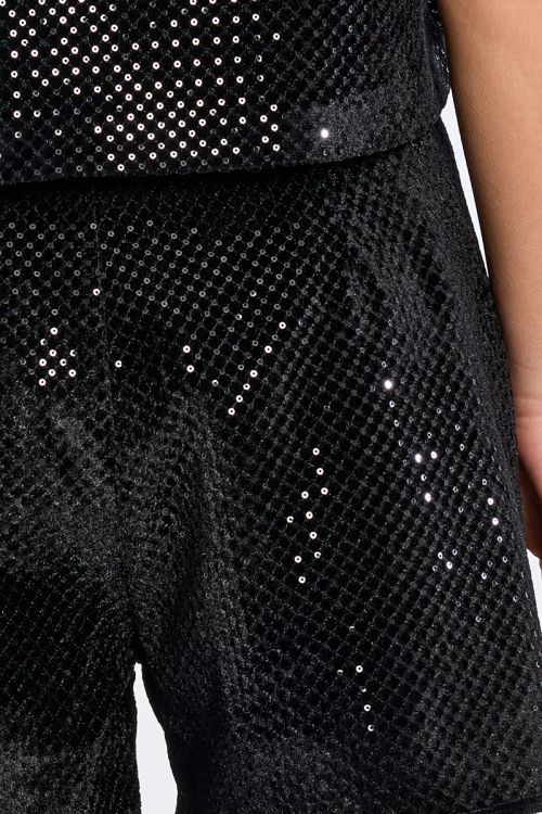 Short corto con lentejuelas