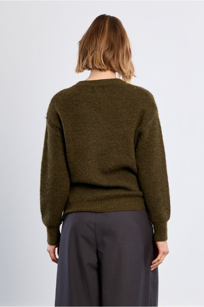 Pull en maille, motif nœud