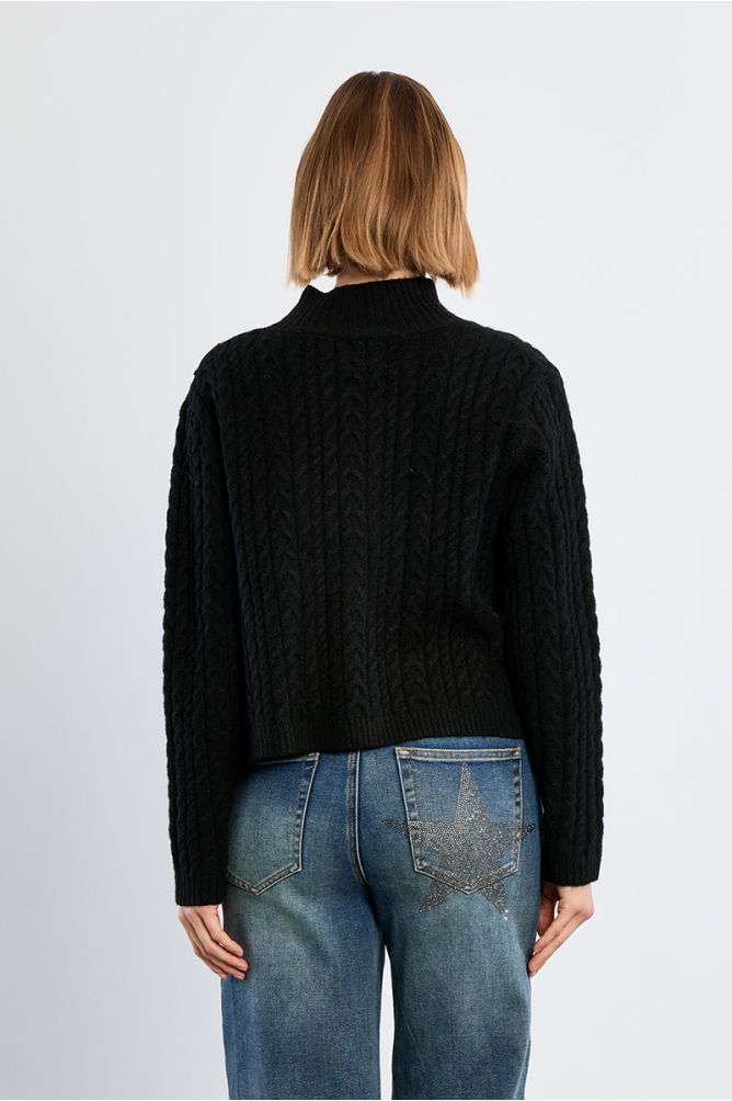 Cable-knit sweater, asymmetrical