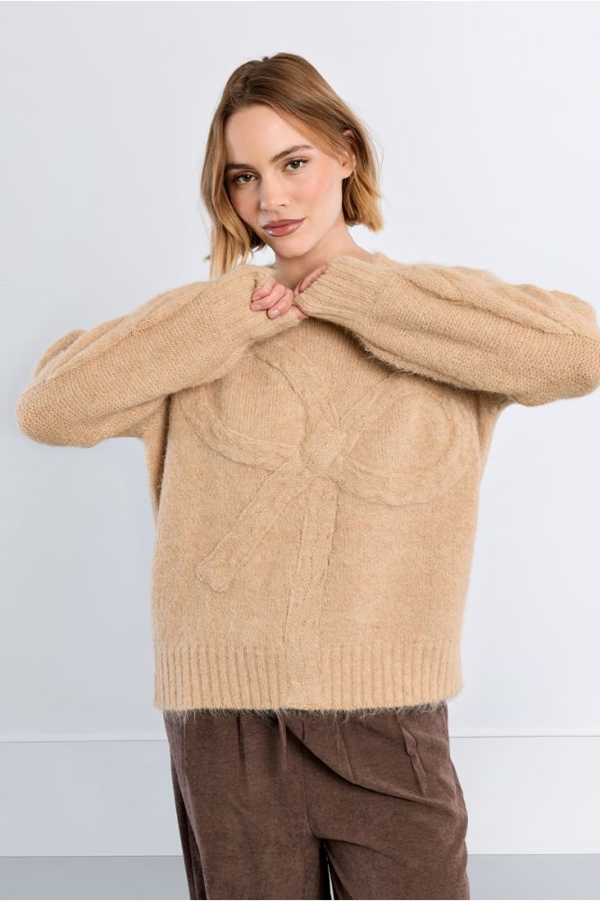Pull en maille avec détail nœud