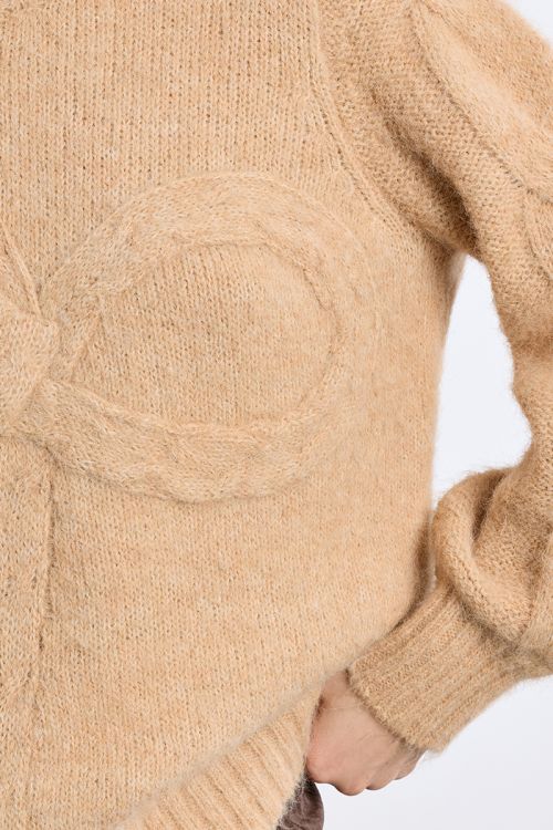 Pull en maille avec détail nœud