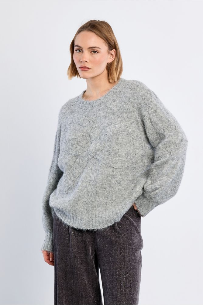 Pull en maille avec détail nœud