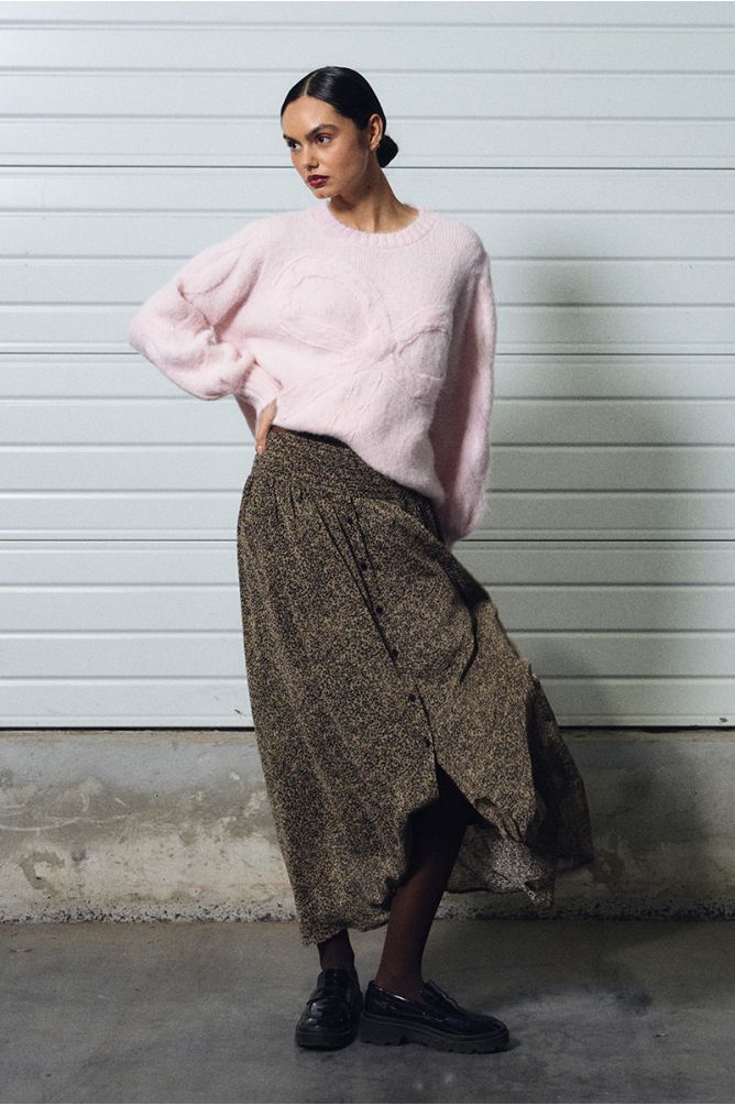 Pull en maille avec détail nœud