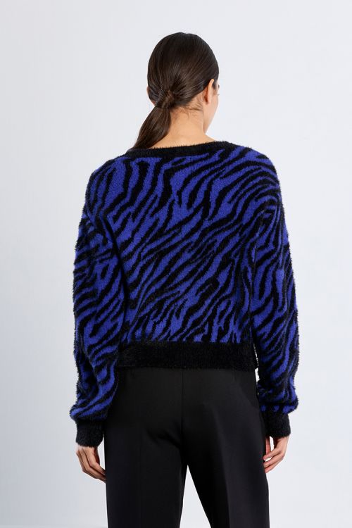 Cardigan zébré en maille duveteuse