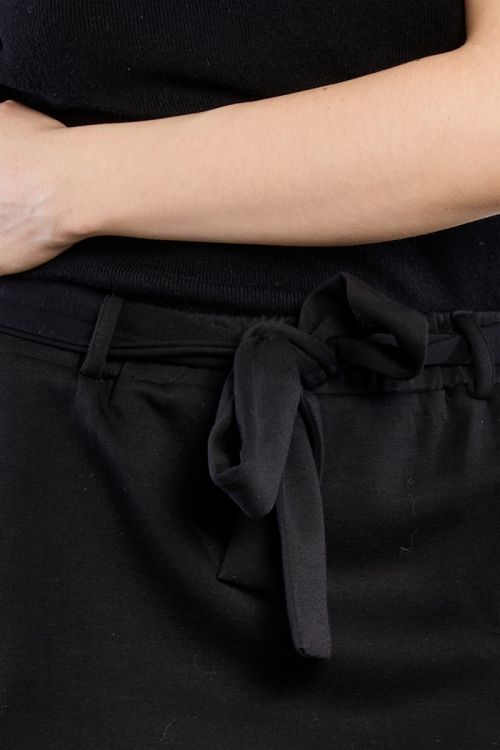 Falda larga detalle lazada