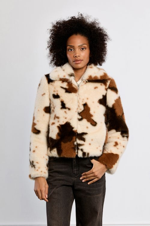 Chaqueta de peluche con estampado