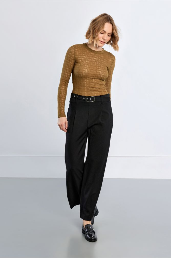 High-waisted pleated trousers, wide