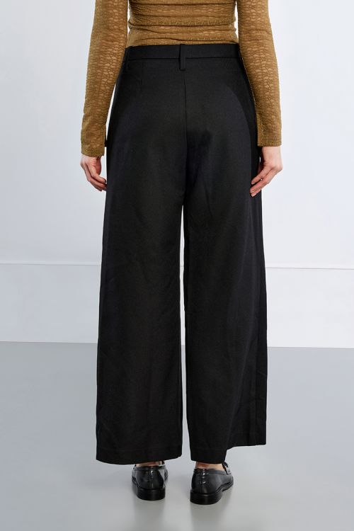 Pantalon taille haute à pinces, large