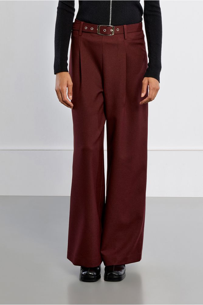 High-waisted pleated trousers, wide