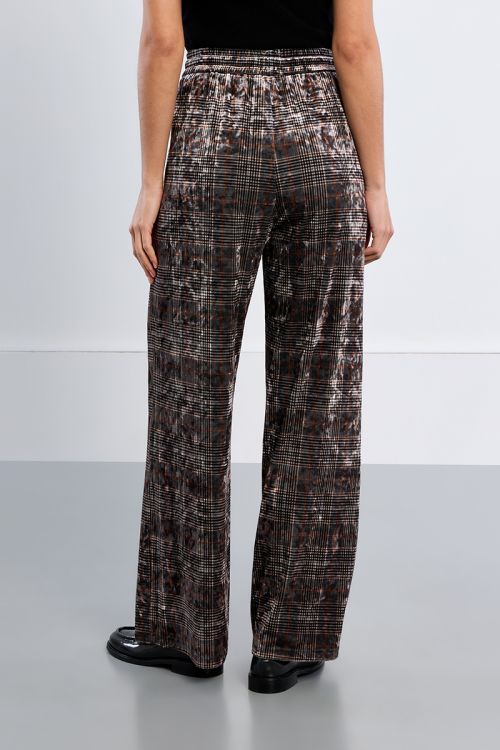 Velvet pants, checked