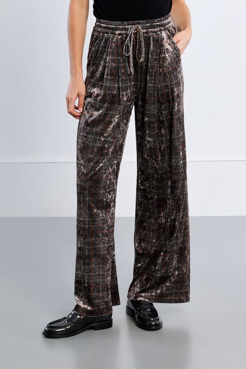 Velvet pants, checked