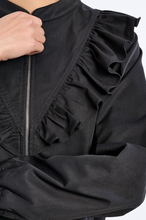 Sporty jacket, with ruffles