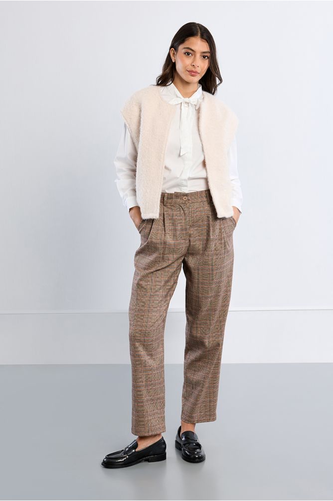 Pantalon carotte, à carreaux