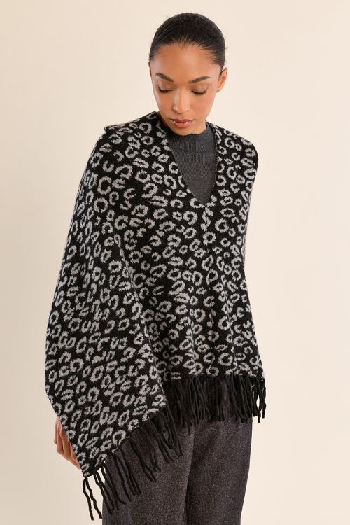 Leopard poncho, fringed